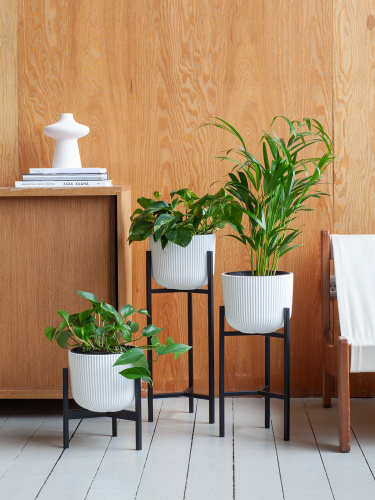 Подставка для цветов Trinity 60, черная фото 4