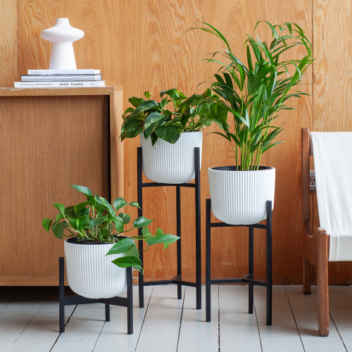 Подставка для цветов Trinity 40, черная фото 3