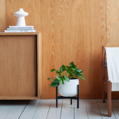 Подставка для цветов Trinity 25, черная фото 2