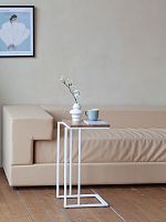 Столик кофейный приставной, белый, 33*36,5*67