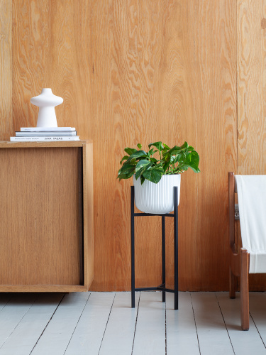 Подставка для цветов Trinity 60, черная фото 3